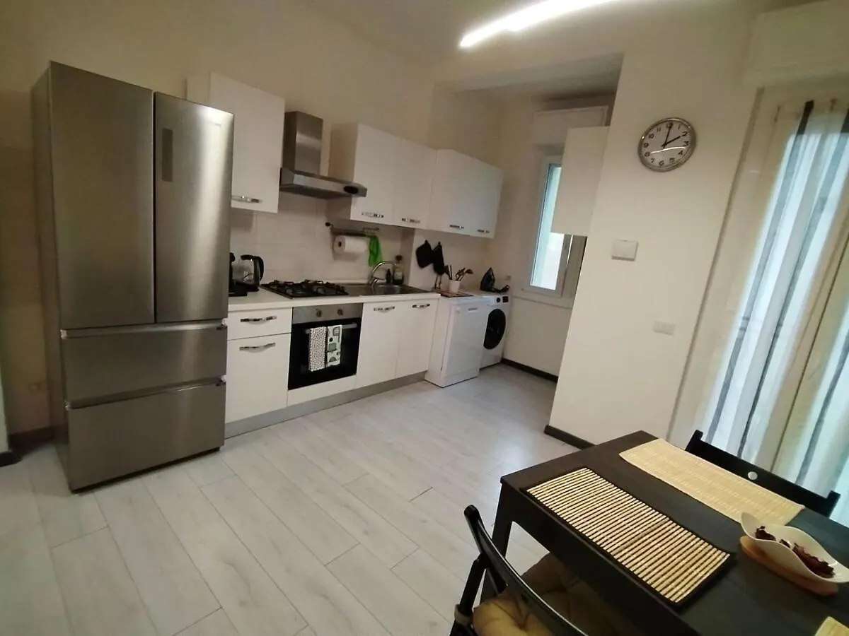 Apartment Appartamento Vicino Metro Precotto Ristrutturato Milan